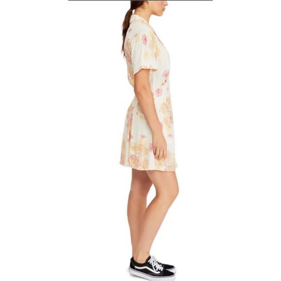 Free People Hawaii Short Sleeve Mini Dress in Cream with Floral - Picture 4 of 15